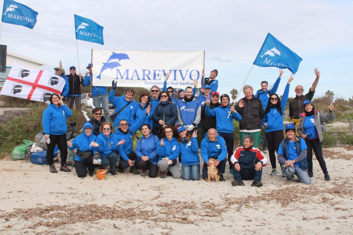 Marevivo: i volontari della Delegazione Sud Sardegna adottano la spiaggia di Calasetta