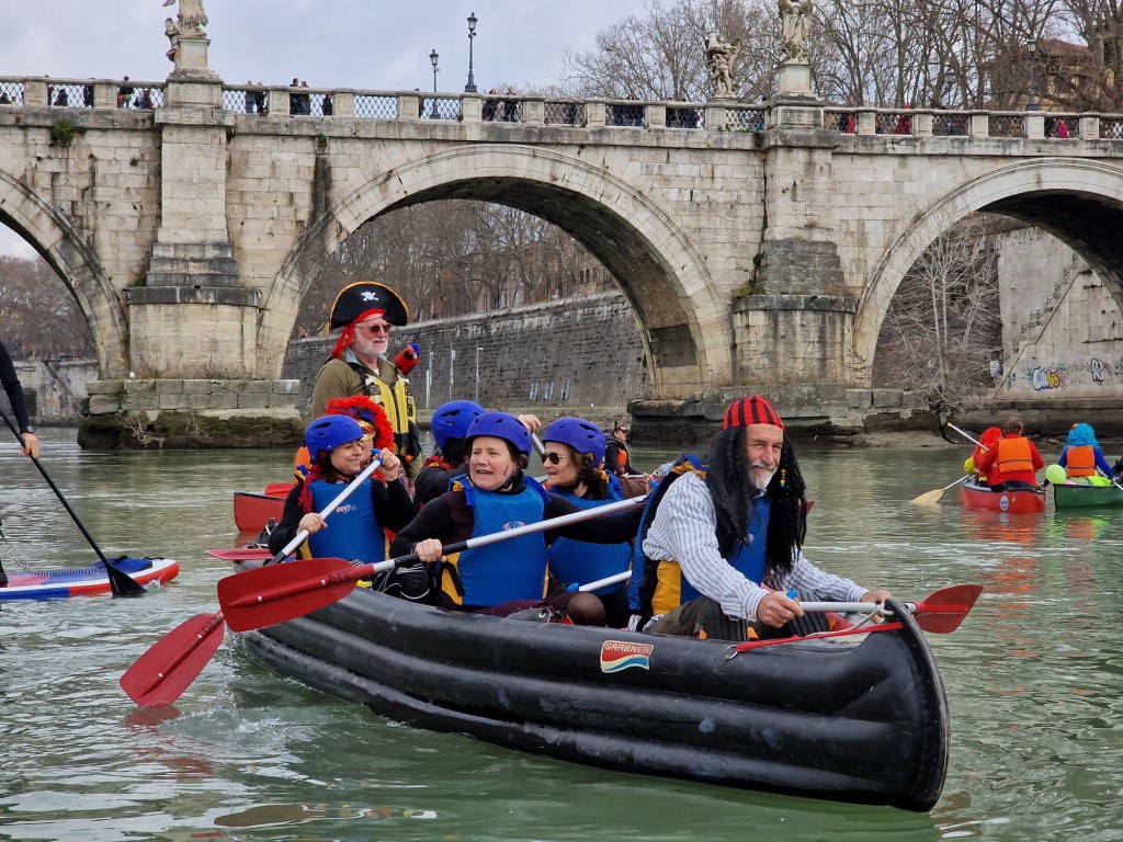 Carnevale Tiberino: la terza edizione all’insegna del divertimento sul fiume