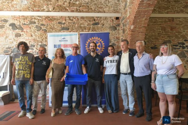 Bluefishers 4 Bluefishers 4