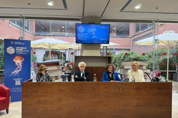 91ea8c7e 89d4 49ee 8b89 08d6d9a11188